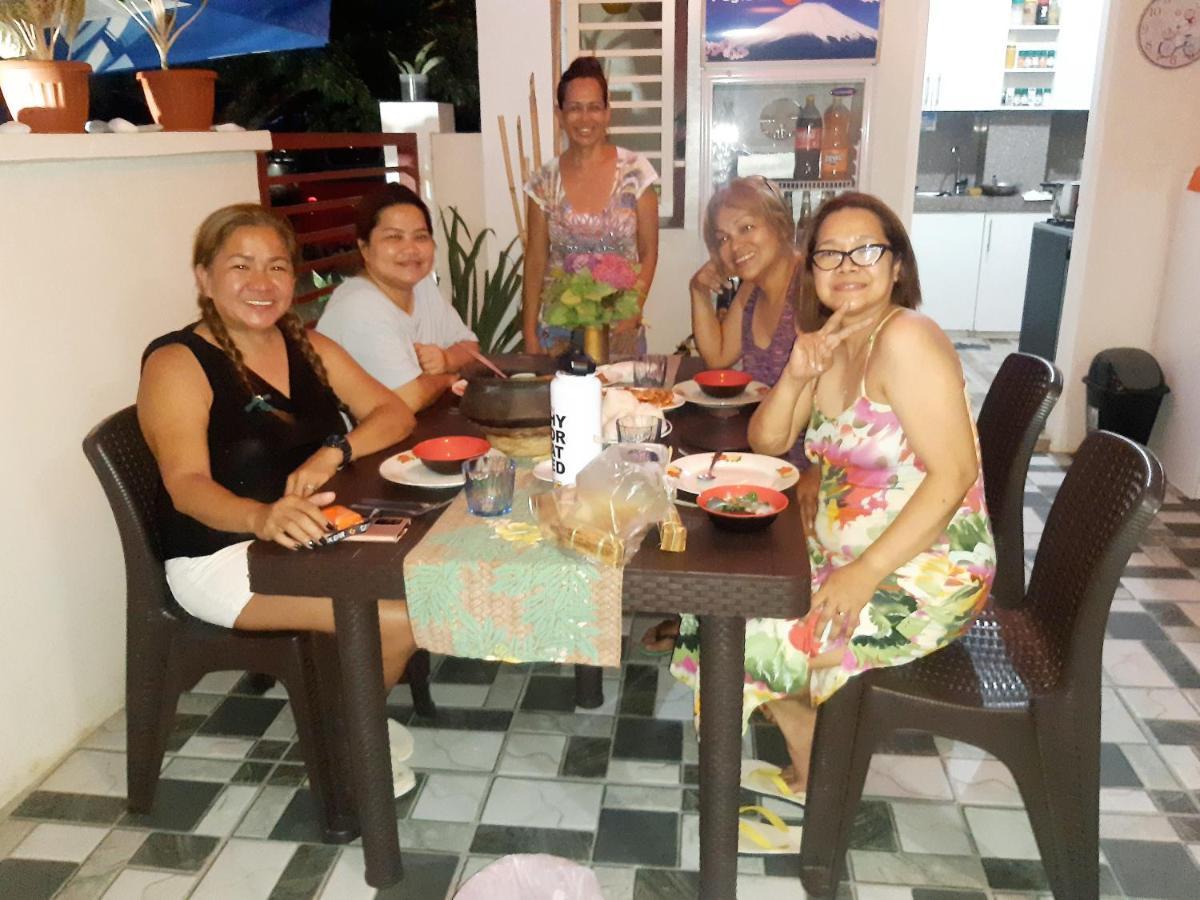 Sandstorm Lodge And Cafe Puerto Galera Buitenkant foto