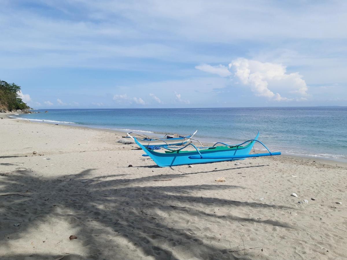 Sandstorm Lodge And Cafe Puerto Galera Buitenkant foto